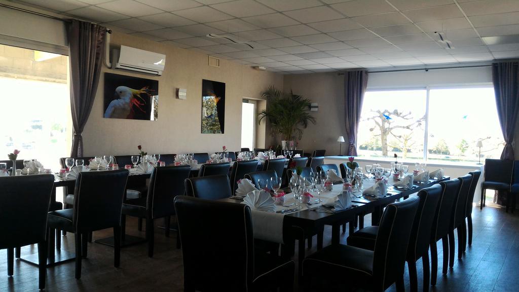 Logis Hotel Restaurant Des Chateaux Azay-le-Rideau Exterior foto